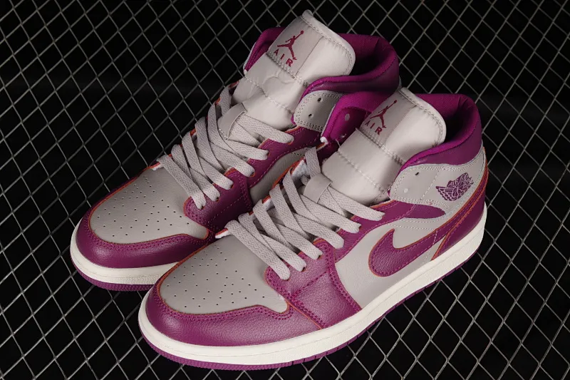 All categories Air Jordan Jordan series basketball shoes Air Jordan 1 Mid Air Jordan 1 Mid "Magenta" AJ1 Joe 1 gray purple toe BQ6472-501